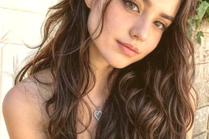 Madison, 25, a auburn brown-eyed mediterranean companion based in Bogopenfla. Offering Couples, Tantra, 69. Available for incall and outcall, day and evening...