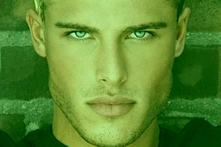 Madison, 25, a blonde brown-eyed caucasian companion based in Lake Orion. Offering Couples, Roleplay, BDSM. Available for incall and outcall, day and evening...