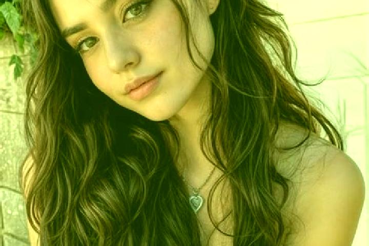 Madison, 25, a brunette hazel-eyed mediterranean companion based in Vaterstetten. Offering Prostate Massage, A-Level, Erotic Massage, OWO, GFE. Available for...