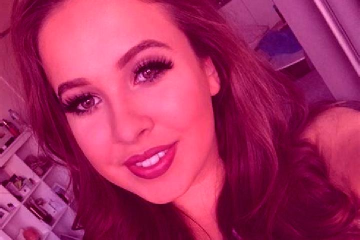 Madison, 25, a dark blonde dark-eyed caribbean companion based in Cublac. Offering CIM, Overnight, Prostate Massage, Striptease, Deep French Kissing. Availab...