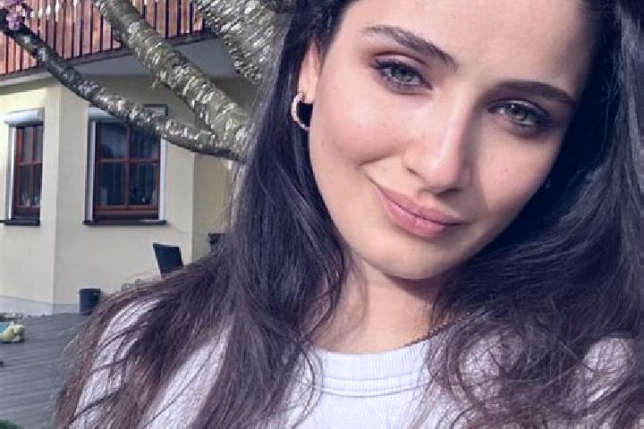Madison, 25 — Escort in Goekce, Turkey
