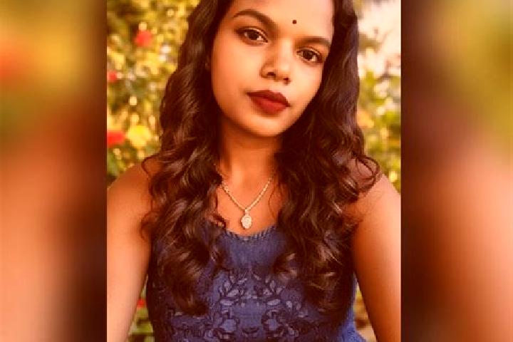 Madison, 25 — Escort in Sonari, India