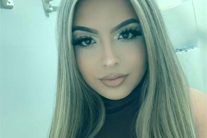 Madison, 26, a blonde dark-eyed latina companion based in Piscu Radului. Offering Duos, Roleplay, Travel Companion. Available for incall and outcall, day and...