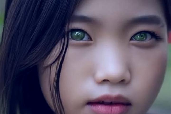 Madison, 26, a chestnut green-eyed asian companion based in Opotzinga. Offering 69, OWO, GFE. Available for incall and outcall, overnight bookings available.
