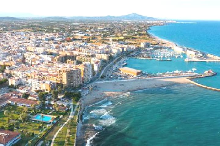 Madison, 26 — Escort in Benicarlo, Spain