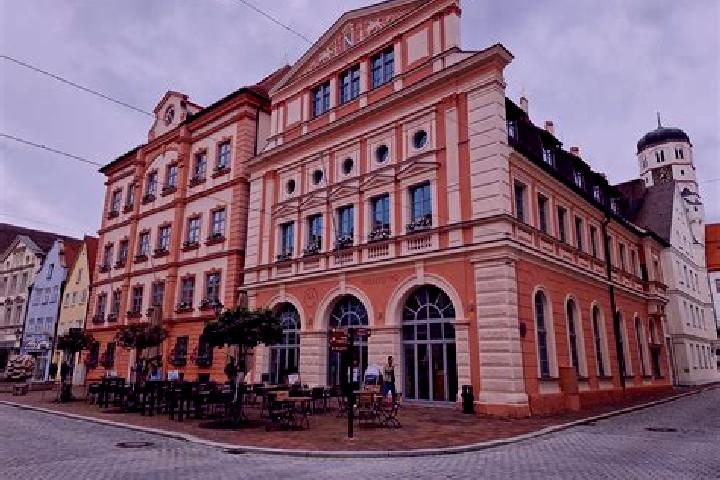 Madison, 26 — Escort in Dillingen an der Donau, Germany