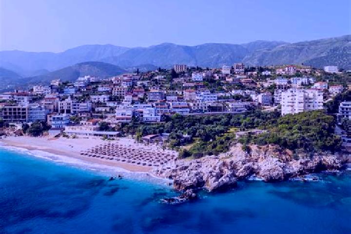 Madison, 26 — Escort in Himare, Albania