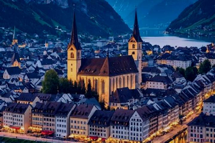 Madison, 26 — Escort in Roschenz, Switzerland