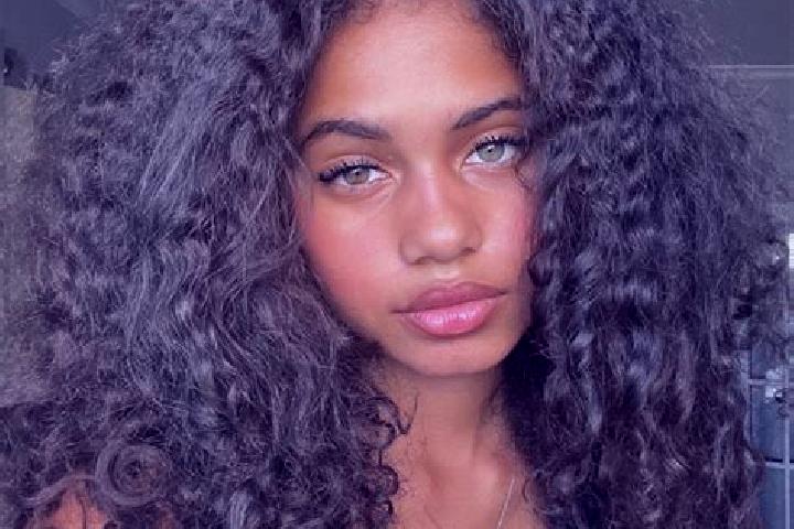 Madison, 27, a brunette blue-eyed ebony companion based in Ousse. Offering OWO, Roleplay, Dinner Date. Available for incall and outcall, overnight bookings a...