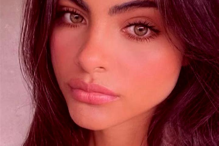 Madison, 27, a brunette green-eyed european companion based in Canar. Offering GFE, Couples, Party Girl, Prostate Massage, 69. Available for incall and outca...