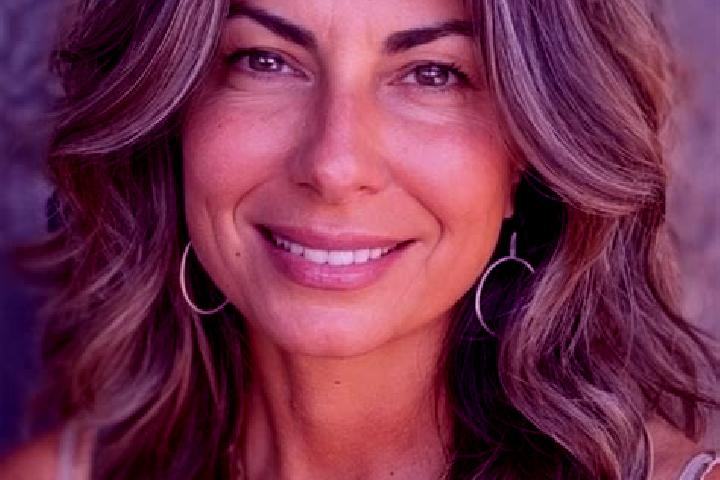 Madison, 27, a brunette grey-eyed latina companion based in Sardu. Offering Girlfriend Experience, CIM. Available for incall and outcall, day and evening dates.
