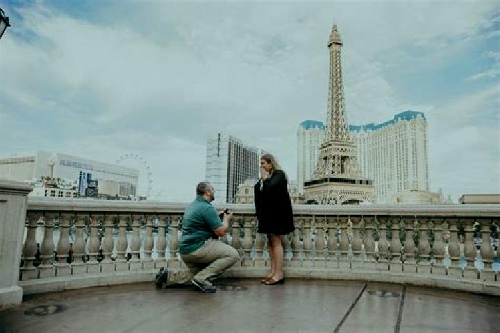 Madison, 27, a red brown-eyed european companion based in North Las Vegas. Offering OWO, CIM, A-Level. Available for incall and outcall, day and evening dates.