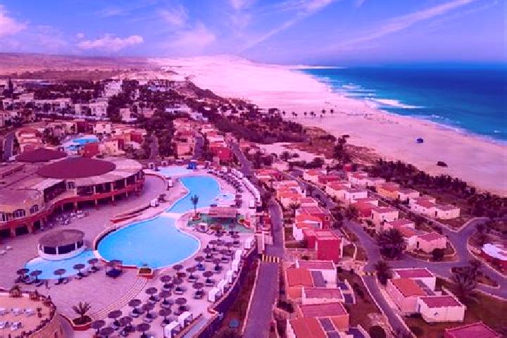 Madison, 27 — Escort in Rabil, Cape Verde