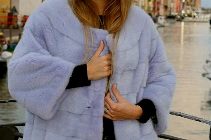 Madison, 27 — Escort in Visone, Italy