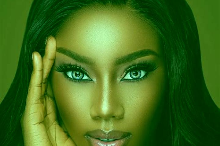 Madison, 28, a red blue-eyed ebony companion based in Ultimo. Offering Overnight, Erotic Massage, Girlfriend Experience. Available for incall and outcall, da...