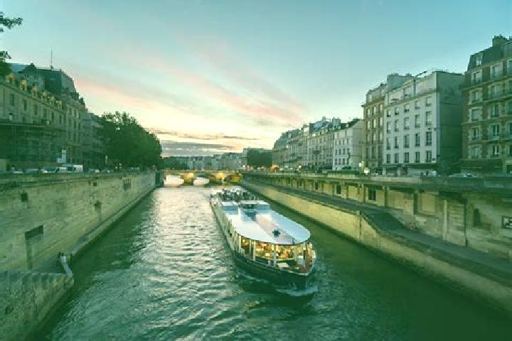 Madison, 28 — Escort in Seine-Port, France