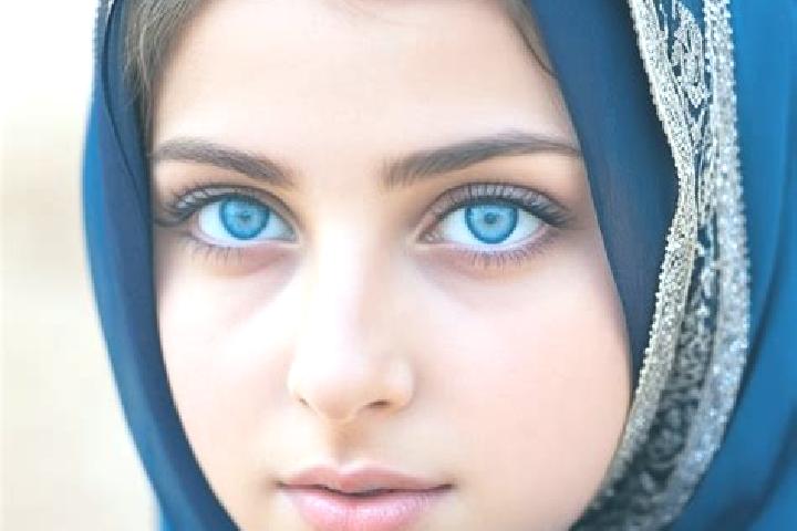 Madison, 29, a dark blonde grey-eyed middle eastern companion based in Cheriyamundam. Offering Travel Companion, Erotic Massage, Dinner Date. Available for i...