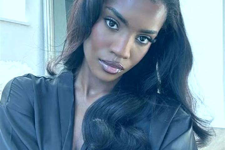 Madison, 29 — Escort in Rayne, United Kingdom