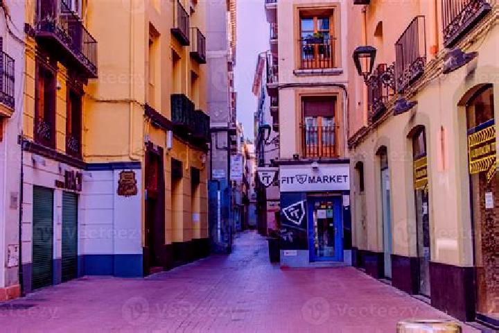 Madison, 29 — Escort in Valdefuentes de Sangusin, Spain