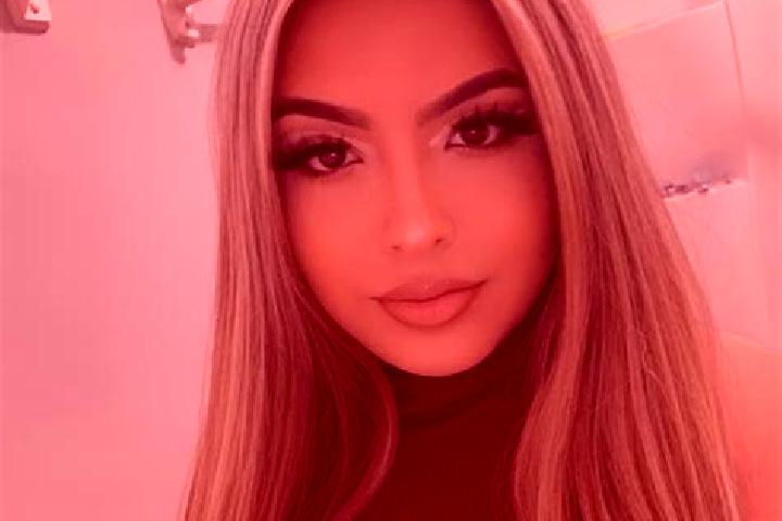 Madison, 30, a blonde brown-eyed latina companion based in Shotts. Offering Overnight, Domination, CIM, Tantra. Available for incall and outcall, overnight b...