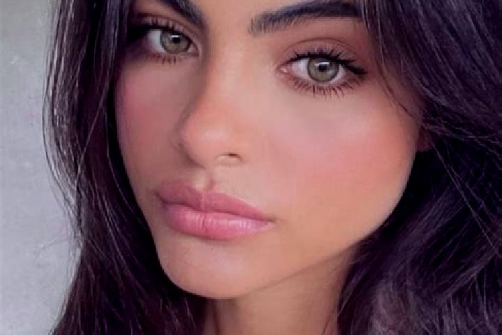 Madison, 30, a blonde hazel-eyed latina companion based in Tulebras. Offering Deep French Kissing, Striptease, Tantra. Available for incall and outcall, day ...