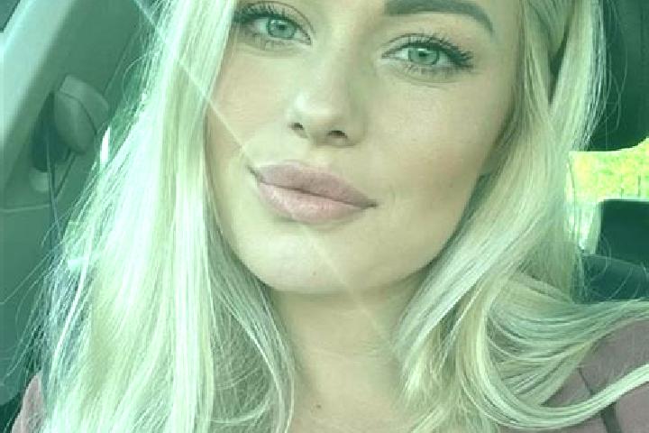 Madison, 30, a blonde hazel-eyed mixed companion based in Berrechid. Offering Erotic Massage, A-Level, Prostate Massage, Massage. Available for incall and ou...
