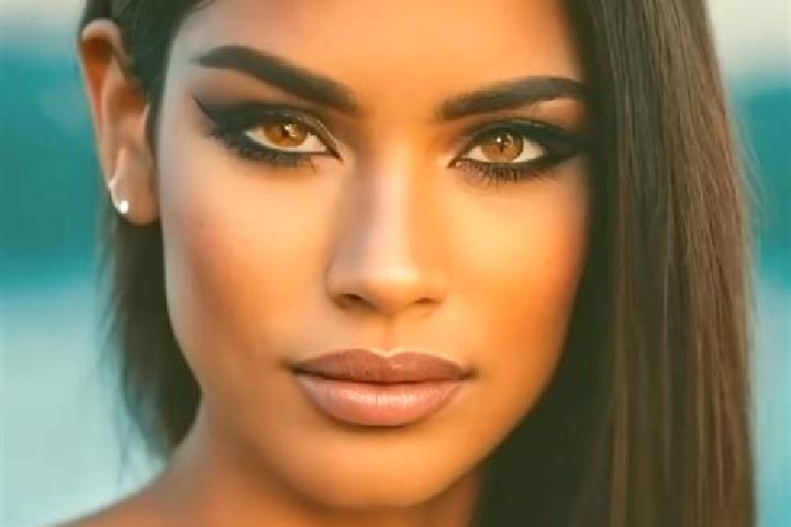Madison, 31, a black hazel-eyed latina companion based in Changzhen. Offering Roleplay, Couples. Available for incall and outcall, day and evening dates.
