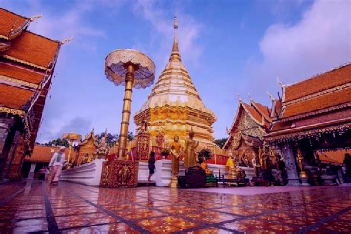 Madison, 31, a dark blonde grey-eyed asian companion based in Wat Tha Phra. Offering Dinner Date, Girlfriend Experience, Tantra, 69. Available for incall and...