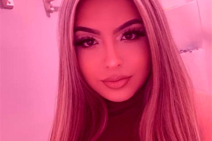 Madison, 31, a red blue-eyed mixed companion based in Gombe. Offering Dinner Date, Travel Companion, Striptease, OWO, CIM. Available for incall and outcall, ...