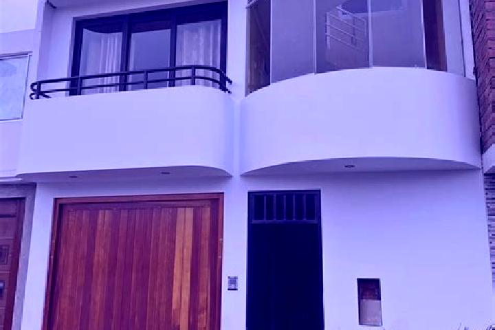 Madison, 31 — Escort in Carabayllo, Peru