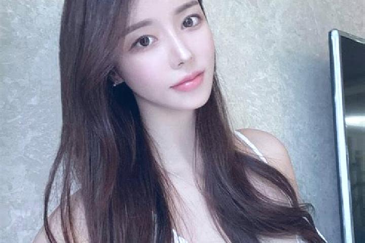 Madison, 31 — Escort in Jiangbu, China