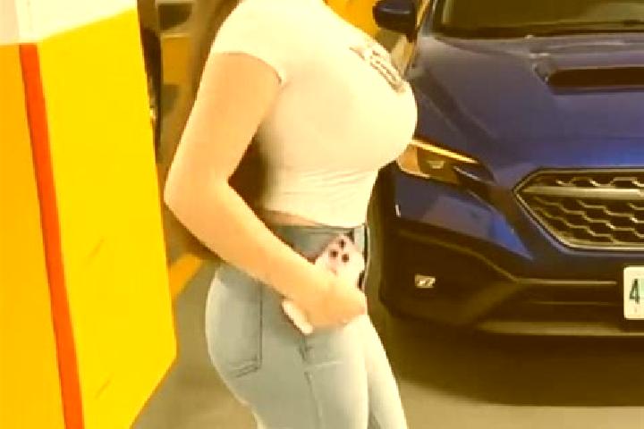 Madison, 31 — Escort in Kopys , Belarus