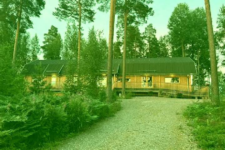 Madison, 31 — Escort in Maentsaelae, Finland