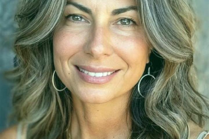 Madison, 32, a brunette grey-eyed middle eastern companion based in Premolo. Offering Prostate Massage, Dinner Date, A-Level. Available for incall and outcal...