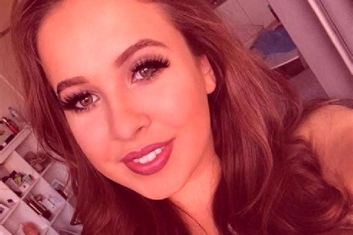 Madison, 32, a dark blonde amber-eyed caribbean companion based in Kirton. Offering Prostate Massage, Couples, Massage. Available for incall and outcall, day...