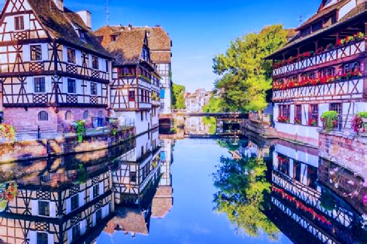 Madison, 32, a red dark-eyed indian companion based in Ringwood. Offering Fetish, Deep French Kissing, Party Girl, CIM. Available for incall and outcall, day...