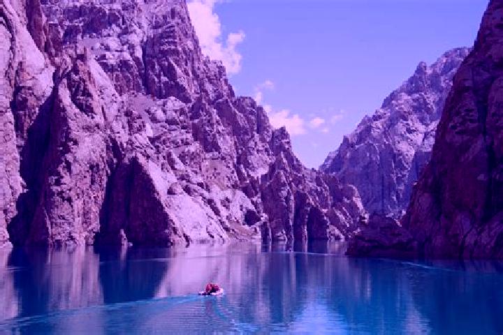 Madison, 32 — Escort in Ak-Dzhar, Kyrgyzstan