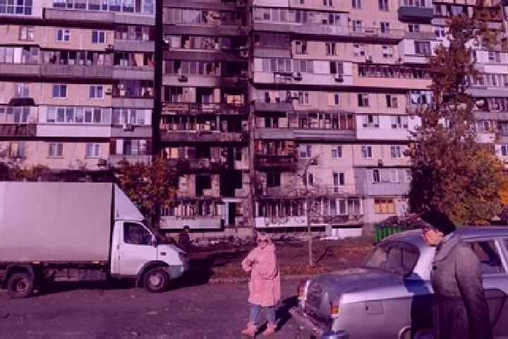 Madison, 32 — Escort in Buhryn, Ukraine
