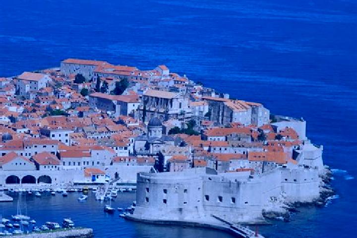 Madison, 32 — Escort in Lekenik, Croatia