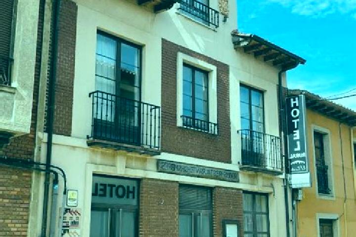 Madison, 32 — Escort in Mansilla Mayor, Spain