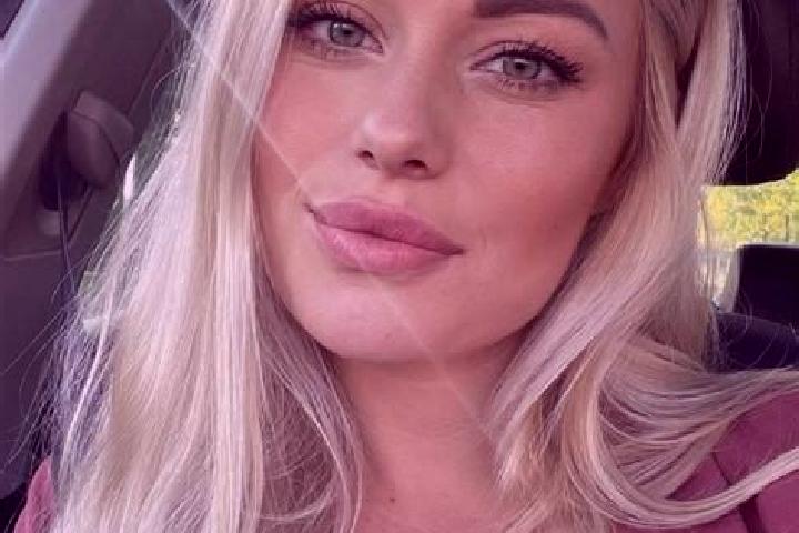 Madison, 33, a blonde hazel-eyed ebony companion based in Miellen. Offering Duos, Overnight, Striptease, CIM, BDSM. Available for incall and outcall, day and...