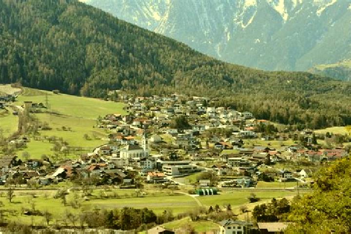 Madison, 33 — Escort in Roppen, Austria