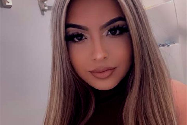 Madison, 34, a blonde brown-eyed latina companion based in Nienwohld. Offering Duos, Overnight, CIM. Available for incall and outcall, day and evening dates.