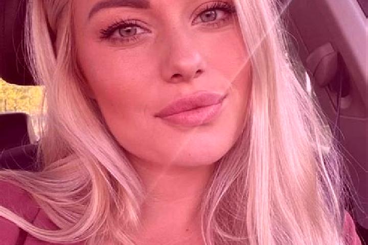 Madison, 34, a blonde hazel-eyed mixed companion based in Driver. Offering Couples, Fetish. Available for incall and outcall, overnight bookings available.