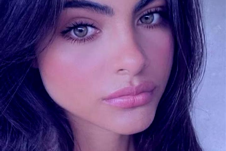 Madison, 34, a brunette green-eyed latina companion based in Presecno. Offering Overnight, Dinner Date, BDSM, Fetish. Available for incall and outcall, day a...