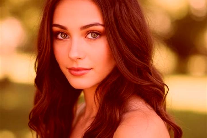 Madison, 34, a brunette hazel-eyed middle eastern companion based in Bek oji. Offering OWO, Deep French Kissing, Striptease. Available for incall and outcall...