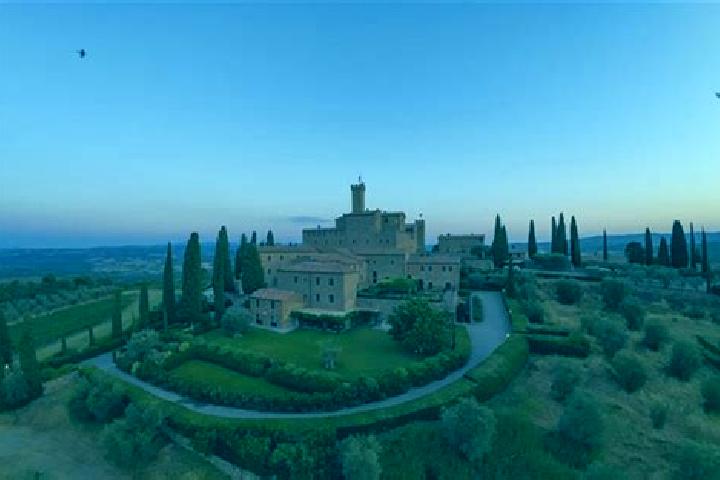 Madison, 34 — Escort in Castello Cabiaglio, Italy