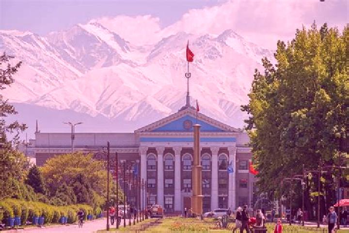 Madison, 34 — Escort in Kara-Dzhygach, Kyrgyzstan