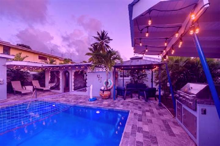 Madison, 34 — Escort in Oistins, Barbados