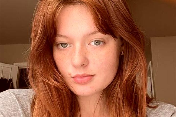 Madison, 35, a auburn blue-eyed slavic companion based in el Guinardo. Offering OWO, Dinner Date, Couples, BDSM. Available for incall and outcall, day and ev...